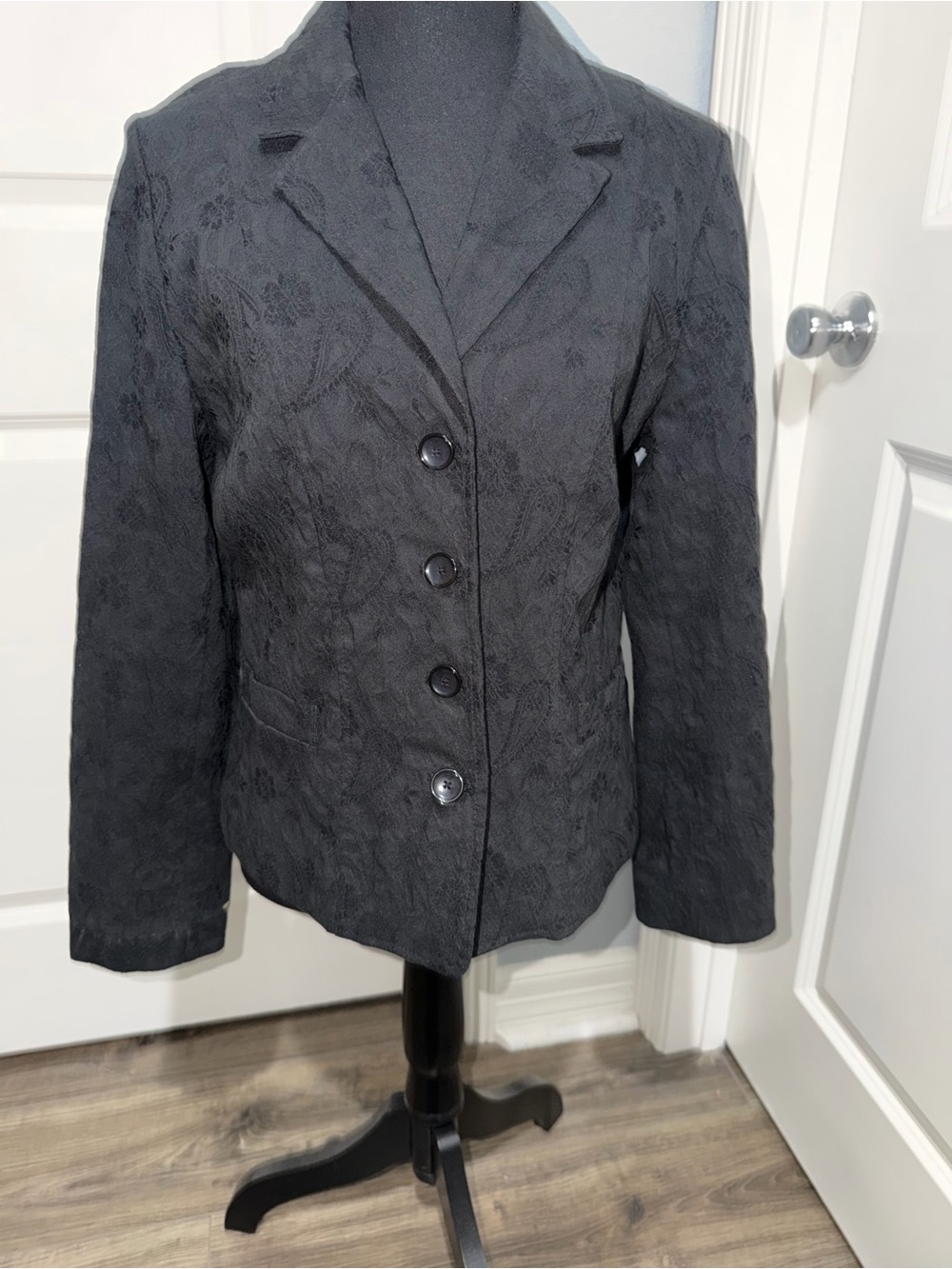 croft & barrow Black Paisley Textured Button Blazer size 8